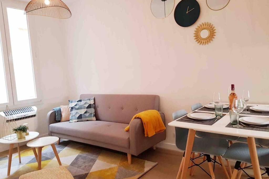 Appartement 2 Chambres Refait A Neuf, Climatise, A 2 Min De La Mer Nizza Exterior foto